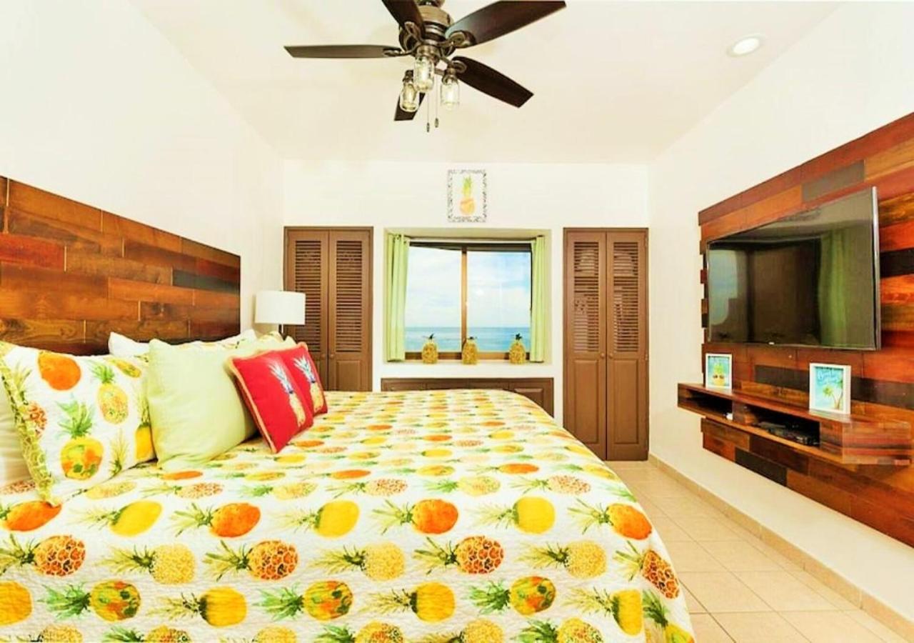 Right On The Beach! Rocky Point Condo Rental - 2 Bedroom Penthouse Beachfront 外观 照片