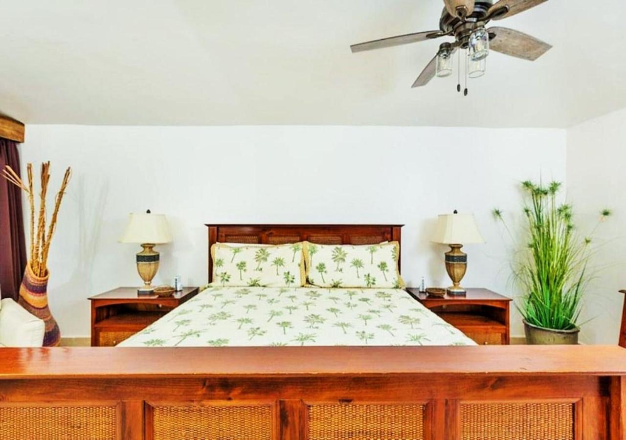 Right On The Beach! Rocky Point Condo Rental - 2 Bedroom Penthouse Beachfront 外观 照片