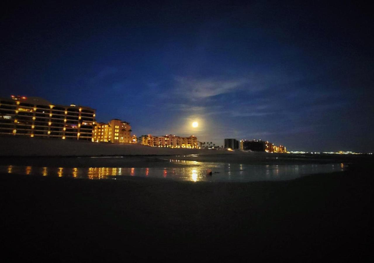 Right On The Beach! Rocky Point Condo Rental - 2 Bedroom Penthouse Beachfront 外观 照片